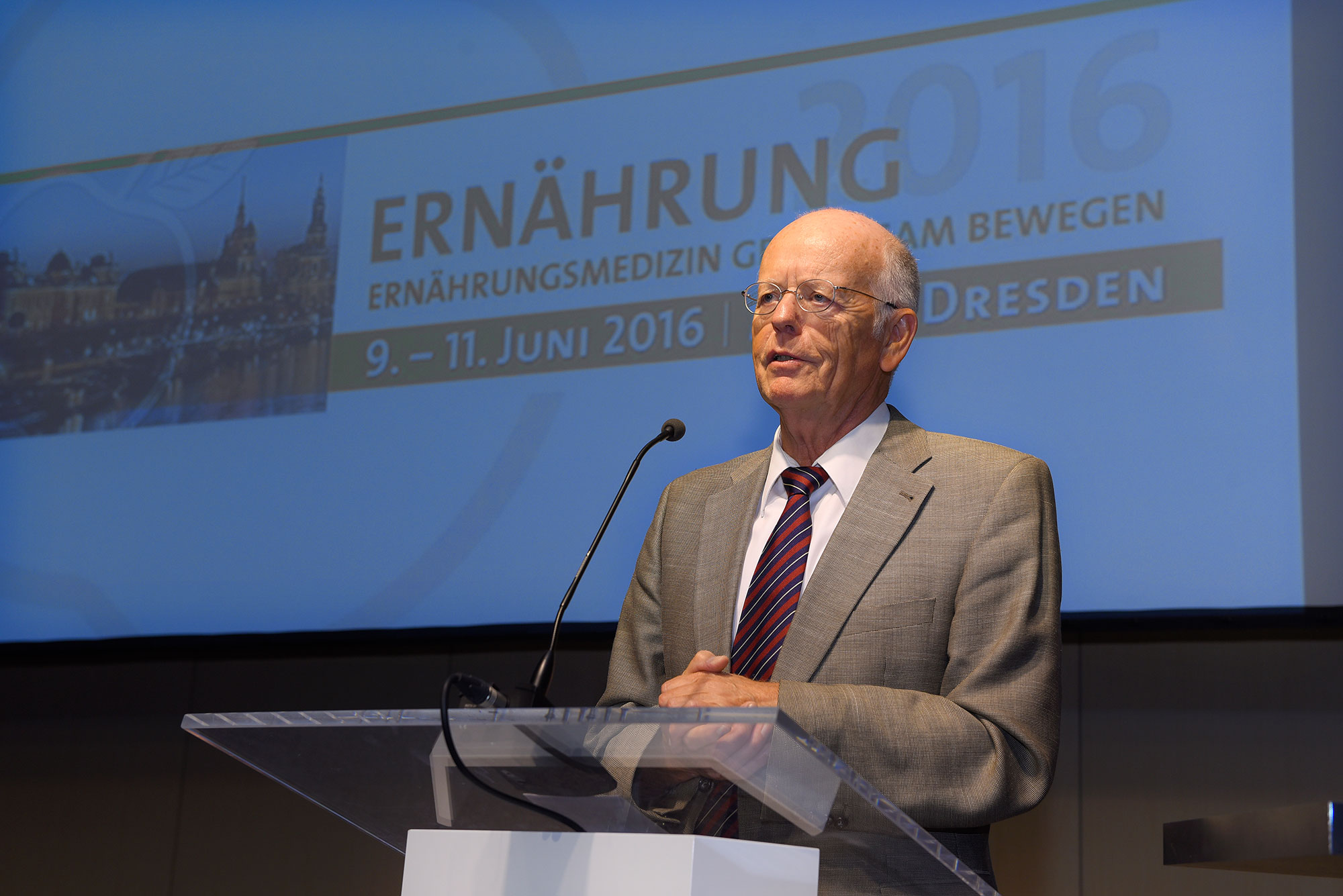 Ernährung 2016 DGEM